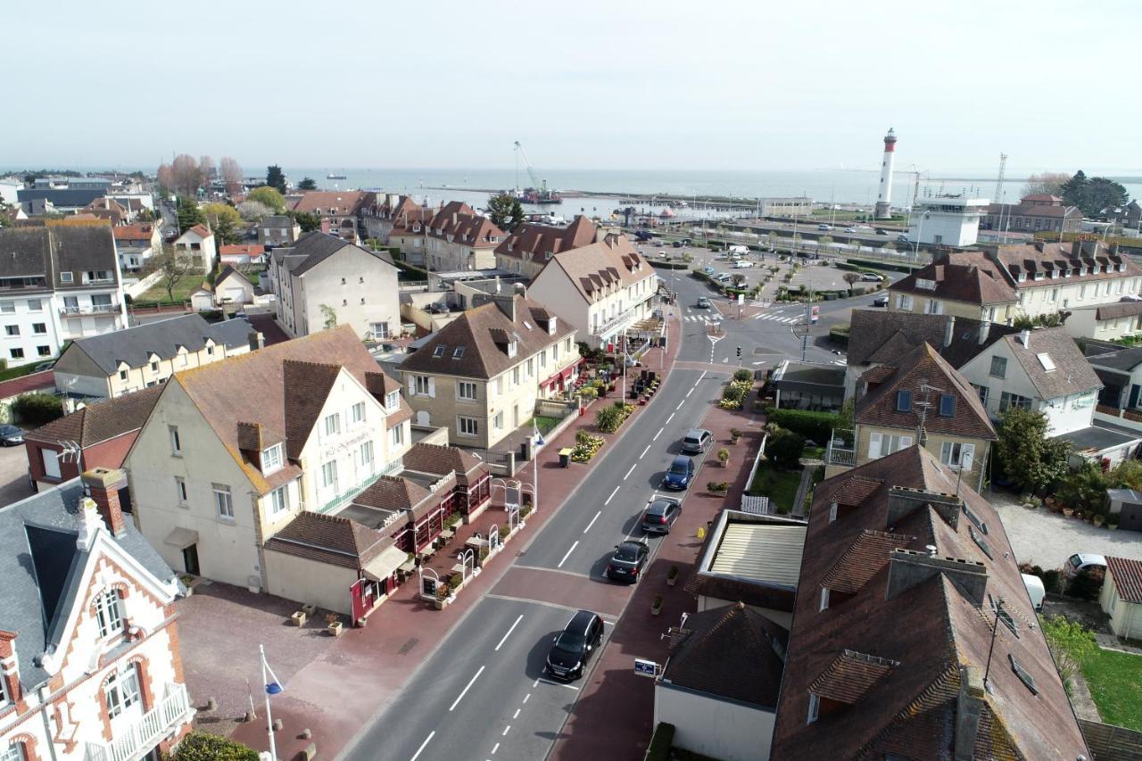 Hotel-Restaurant Le Normandie Luc-sur-Mer ภายนอก รูปภาพ